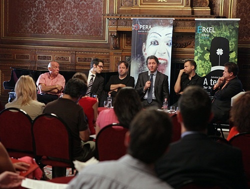 evadnyitrakossyPeter