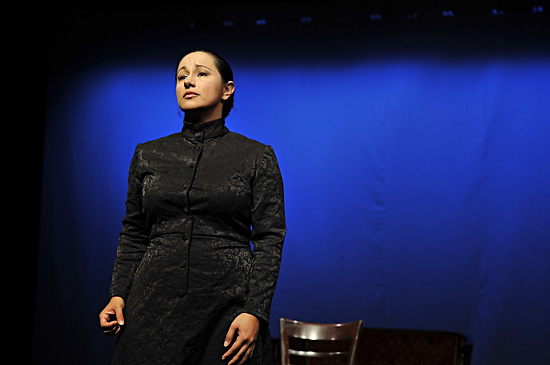 kristin_sampson_emmeline2_foto-sarah_shatzuj