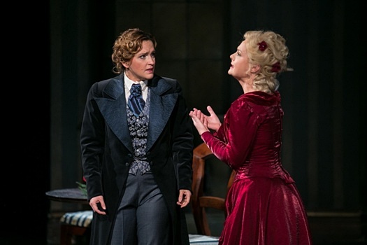 keszeibintnovArabella