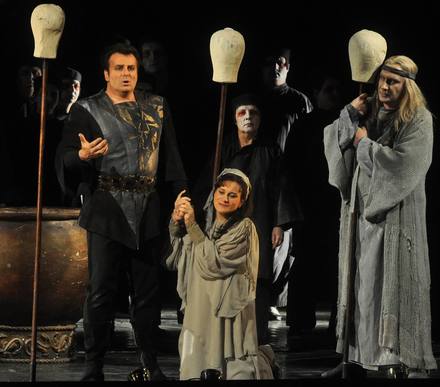 majusnnepturandot2