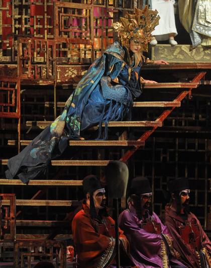 majusnnepturandot4