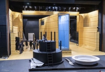 Figaro3 - tril&oacute;gia az Eiffel Műhelyh&aacute;zban