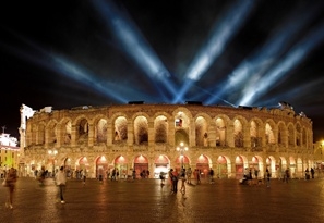 Ulbrich Andrea ism&eacute;t Veron&aacute;ban