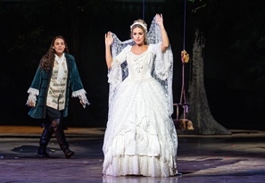 Indul a 142. &eacute;vad az Operah&aacute;zban