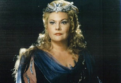 Interj&uacute; Marton &Eacute;v&aacute;val 3.