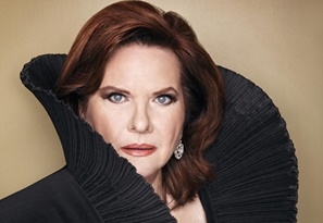 Marton &Eacute;va 80 &ndash; g&aacute;la