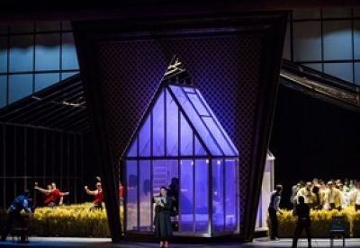 OperaH&uacute;sv&eacute;t &ndash; otthonra