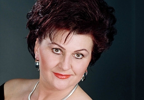 "Itthon van elsősorban dolgom..."