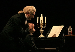 K&eacute;t egyfelvon&aacute;sos - k&eacute;pgal&eacute;ria