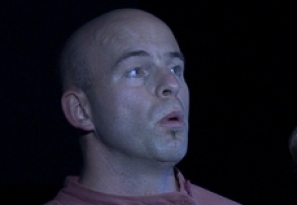 "K&eacute;t vesz&eacute;ly van"