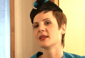 "Mindig izgulok, amikor ezt &eacute;nekelem..."