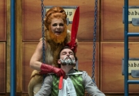 Tom esete az &ouml;rd&ouml;ggel