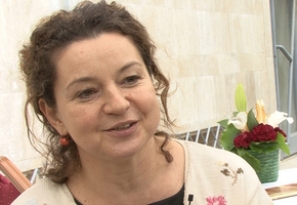 "Nem igaz, hogy az &eacute;nekes hisztis"