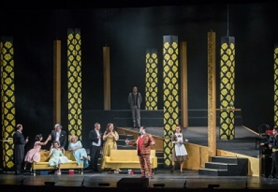 K&eacute;t fecske nem csin&aacute;l nyarat