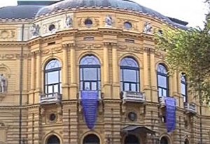 Lez&aacute;rult az első fordul&oacute;