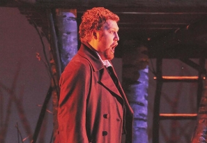 25 &eacute;vesen a vil&aacute;g operasz&iacute;npadain